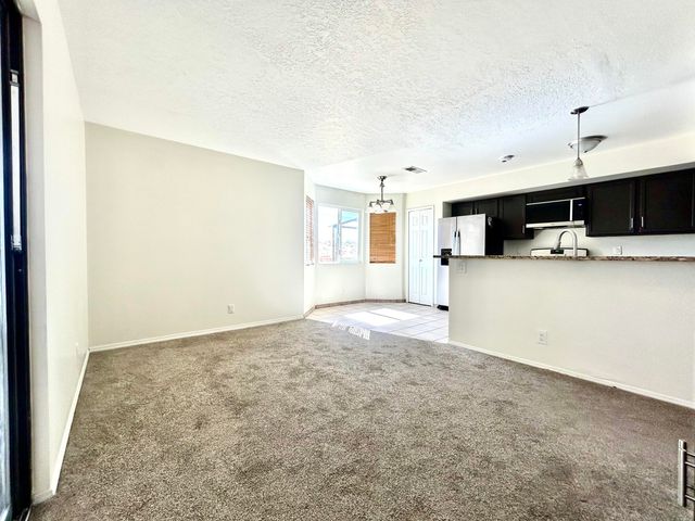 908 Riva Court NE, Rio Rancho, NM 87124