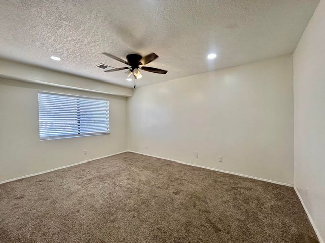 908 Riva Court NE, Rio Rancho, NM 87124