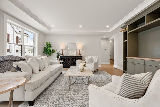 237 California St, Newton, MA 02456