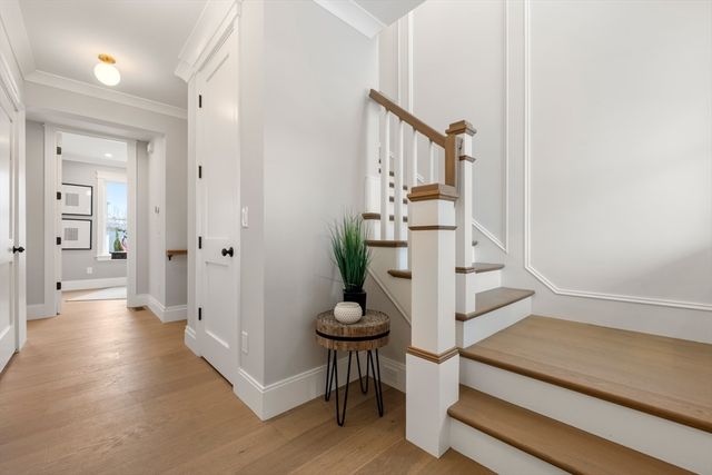 237 California St, Newton, MA 02456