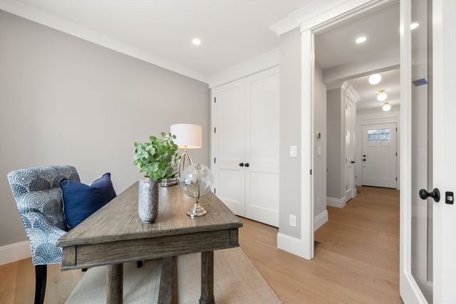 237 California St, Newton, MA 02456