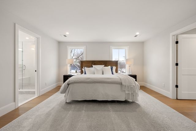 237 California St, Newton, MA 02456