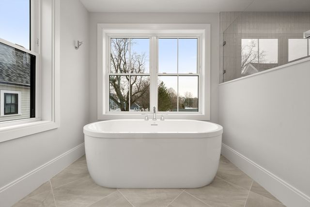 237 California St, Newton, MA 02456