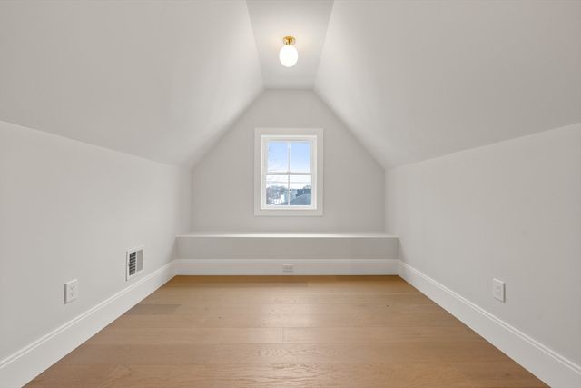 237 California St, Newton, MA 02456