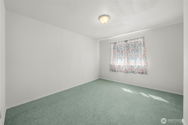 520 E Lakeshore Drive W, Shelton, WA 98584
