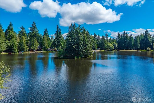 520 E Lakeshore Drive W, Shelton, WA 98584