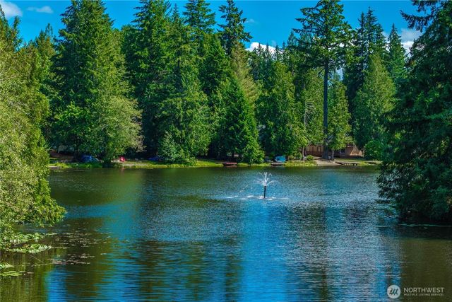 520 E Lakeshore Drive W, Shelton, WA 98584