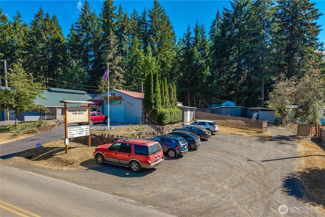 520 E Lakeshore Drive W, Shelton, WA 98584