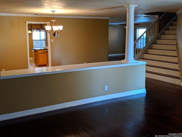8007 Sunshine Trail, San Antonio, TX 78244