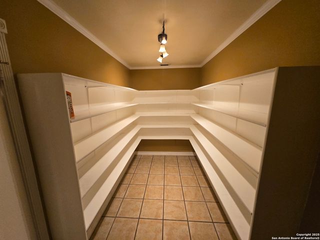 8007 Sunshine Trail, San Antonio, TX 78244