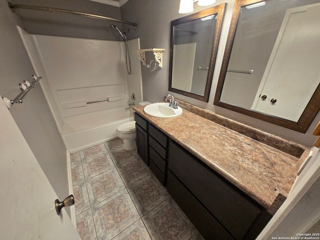 8007 Sunshine Trail, San Antonio, TX 78244