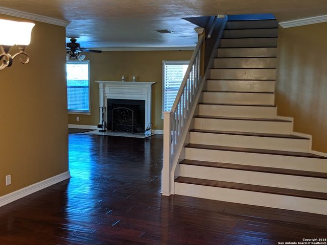 8007 Sunshine Trail, San Antonio, TX 78244