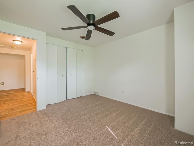42195 Park Ridge Road, Novi, MI 48375