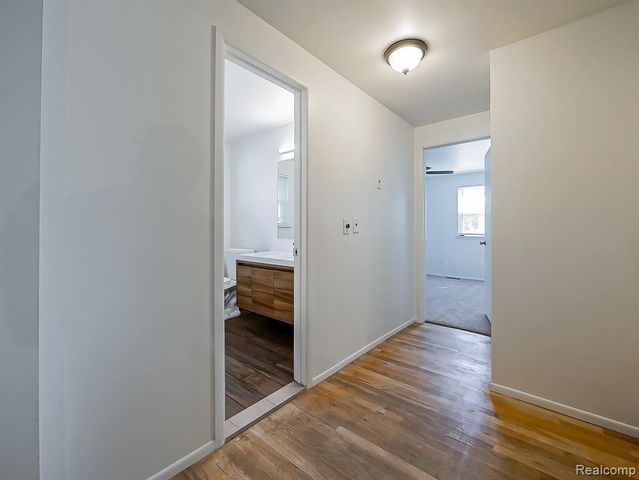 42195 Park Ridge Road, Novi, MI 48375