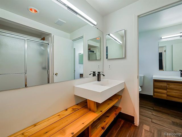 42195 Park Ridge Road, Novi, MI 48375