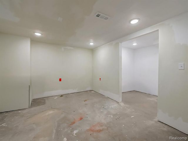 42195 Park Ridge Road, Novi, MI 48375