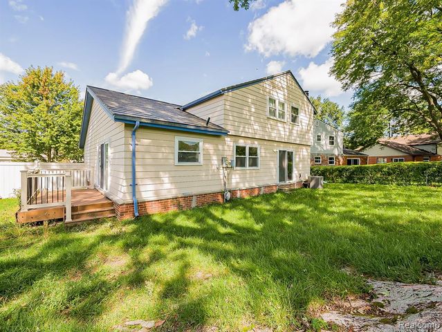 42195 Park Ridge Road, Novi, MI 48375