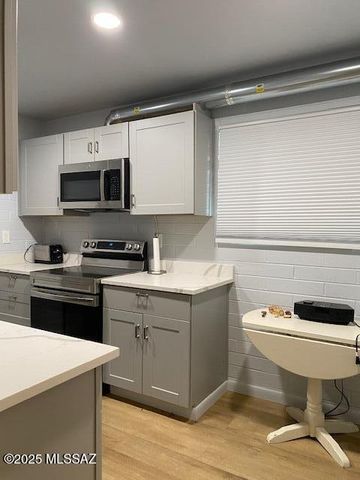 1745 S Jones Blvd Apt K111, Tucson, AZ 85713