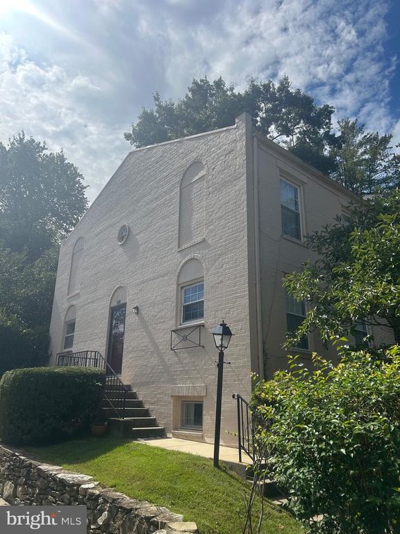 532 MEADOW HALL DR #A532, Rockville, MD 20851