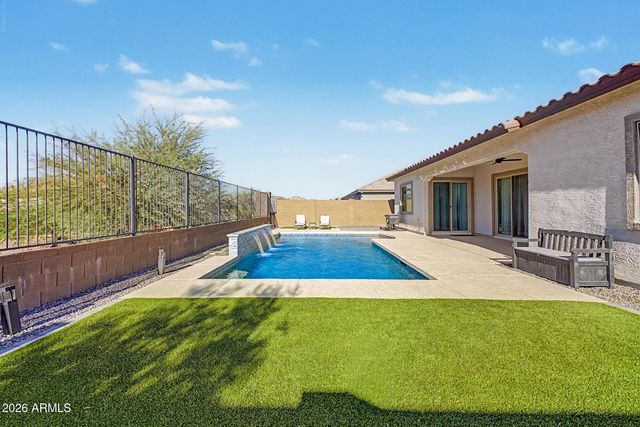 19038 W CAMERON Drive, Surprise, AZ 85388