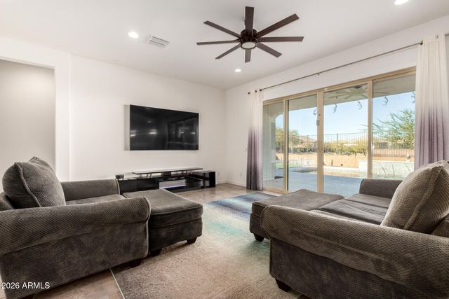 19038 W CAMERON Drive, Surprise, AZ 85388