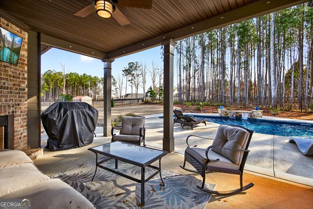 125 Atkins Lane, Fayetteville, GA 30215