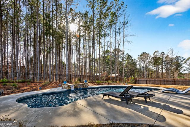 125 Atkins Lane, Fayetteville, GA 30215