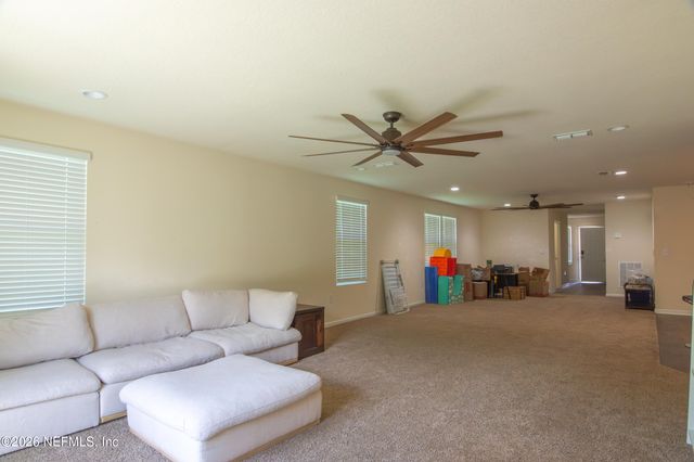 65378 RIVER GLEN Parkway, Yulee, FL 32097