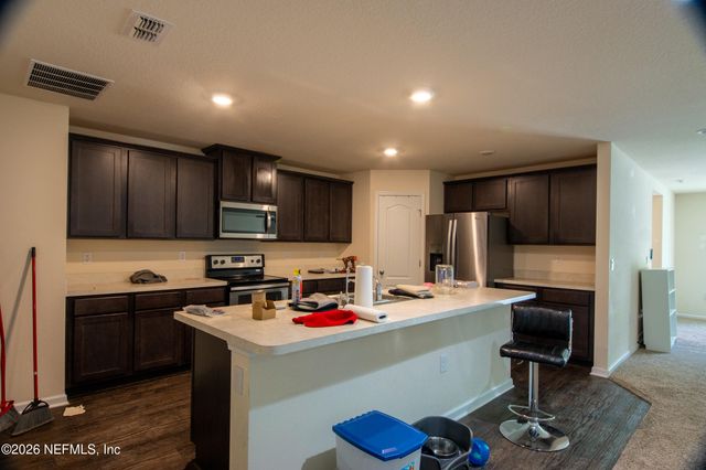 65378 RIVER GLEN Parkway, Yulee, FL 32097