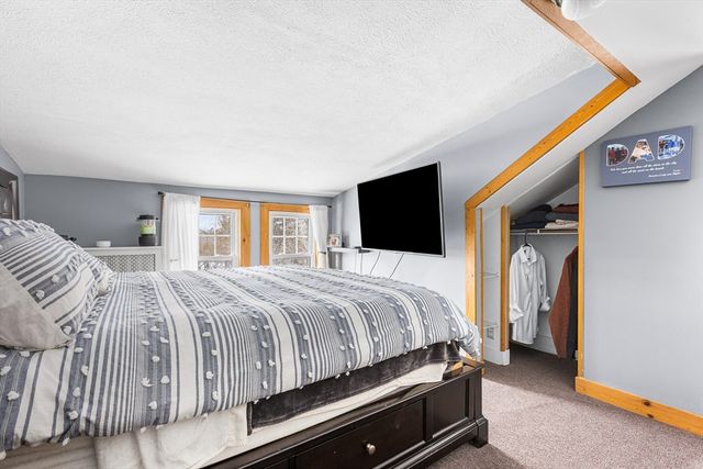 98 Pleasant St, Ayer, MA 01432