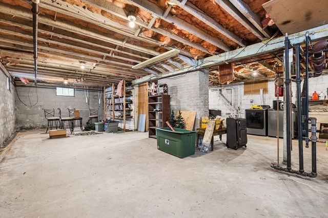 98 Pleasant St, Ayer, MA 01432