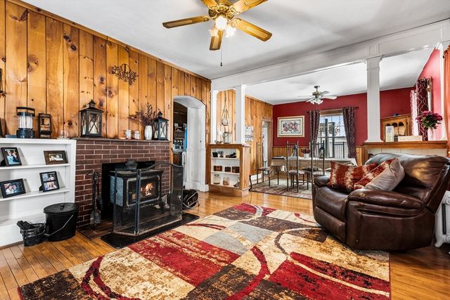 98 Pleasant St, Ayer, MA 01432