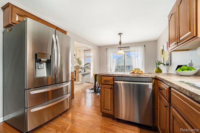 42415 Colorado Drive, Clinton Township, MI 48036