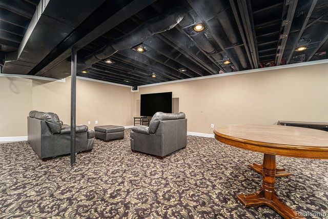 42415 Colorado Drive, Clinton Township, MI 48036