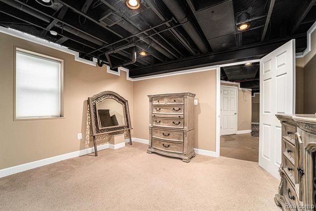 42415 Colorado Drive, Clinton Township, MI 48036