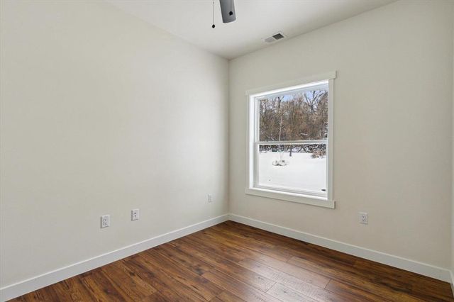 1402 E Road 3, Edgerton, WI 53534