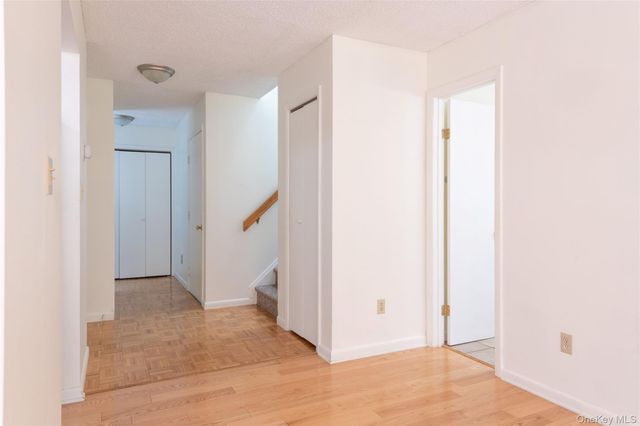 32 North Loop, Rhinebeck, NY 12572