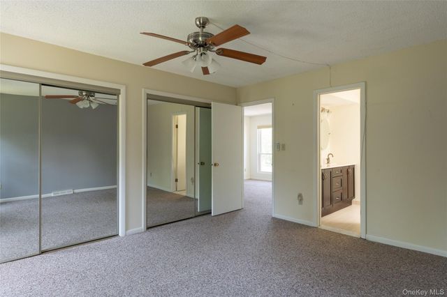 32 North Loop, Rhinebeck, NY 12572