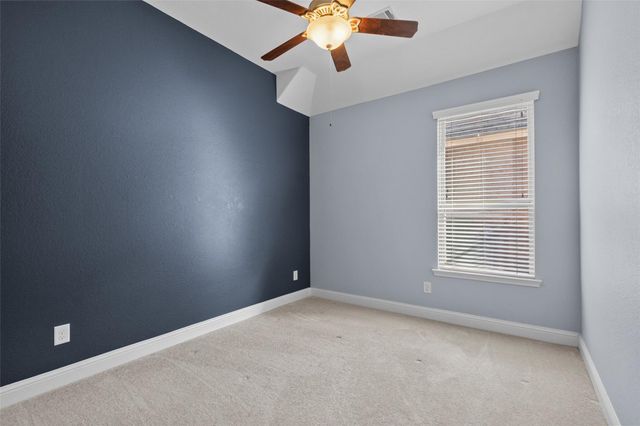 35 N Swanwick Place, Tomball, TX 77375