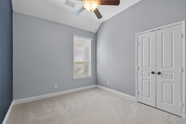 35 N Swanwick Place, Tomball, TX 77375