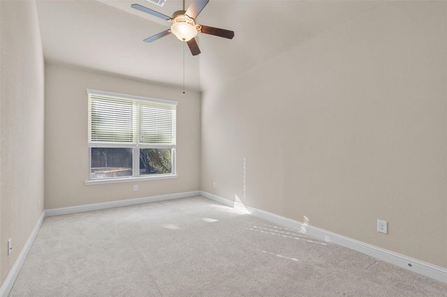 35 N Swanwick Place, Tomball, TX 77375