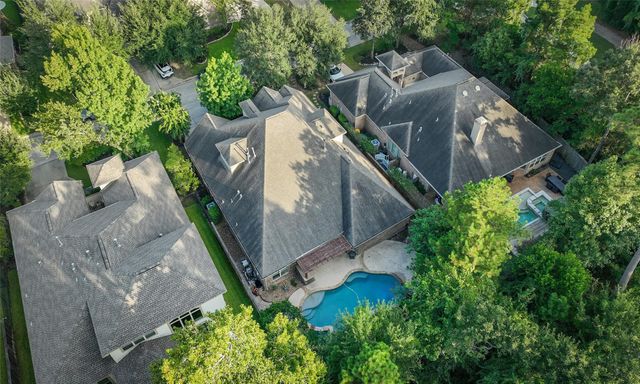 35 N Swanwick Place, Tomball, TX 77375