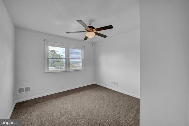 45 BOWMAN RD, Hanover, PA 17331
