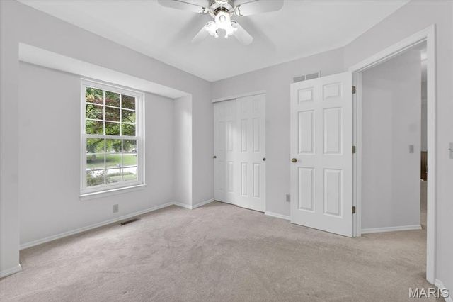 3026 Meadow Wood Drive, St Charles, MO 63303
