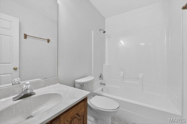 3026 Meadow Wood Drive, St Charles, MO 63303