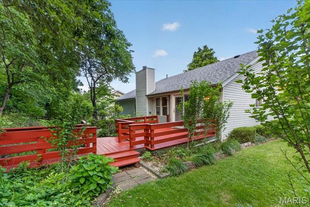 3026 Meadow Wood Drive, St Charles, MO 63303