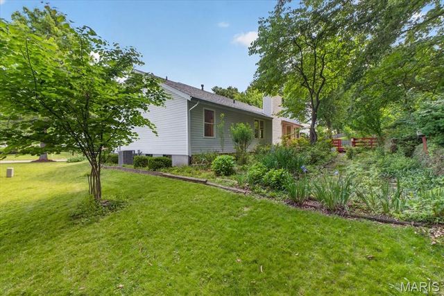 3026 Meadow Wood Drive, St Charles, MO 63303