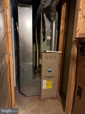 146 STRAWBERRY LN, Perkasie, PA 18944