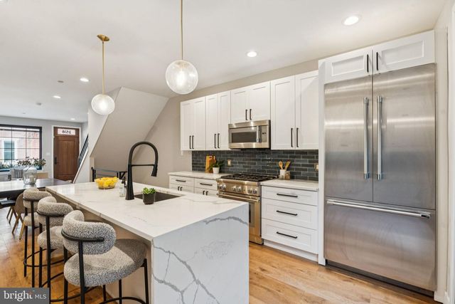 2518 WAVERLY ST, Philadelphia, PA 19146