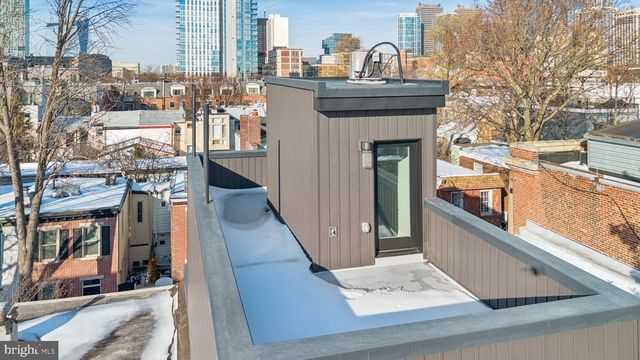 2518 WAVERLY ST, Philadelphia, PA 19146